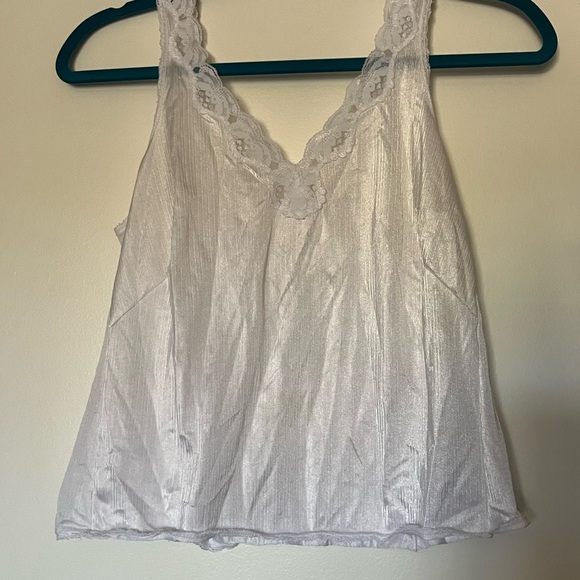 Lace Trim Satin Tank Top - Picture 9 of 11